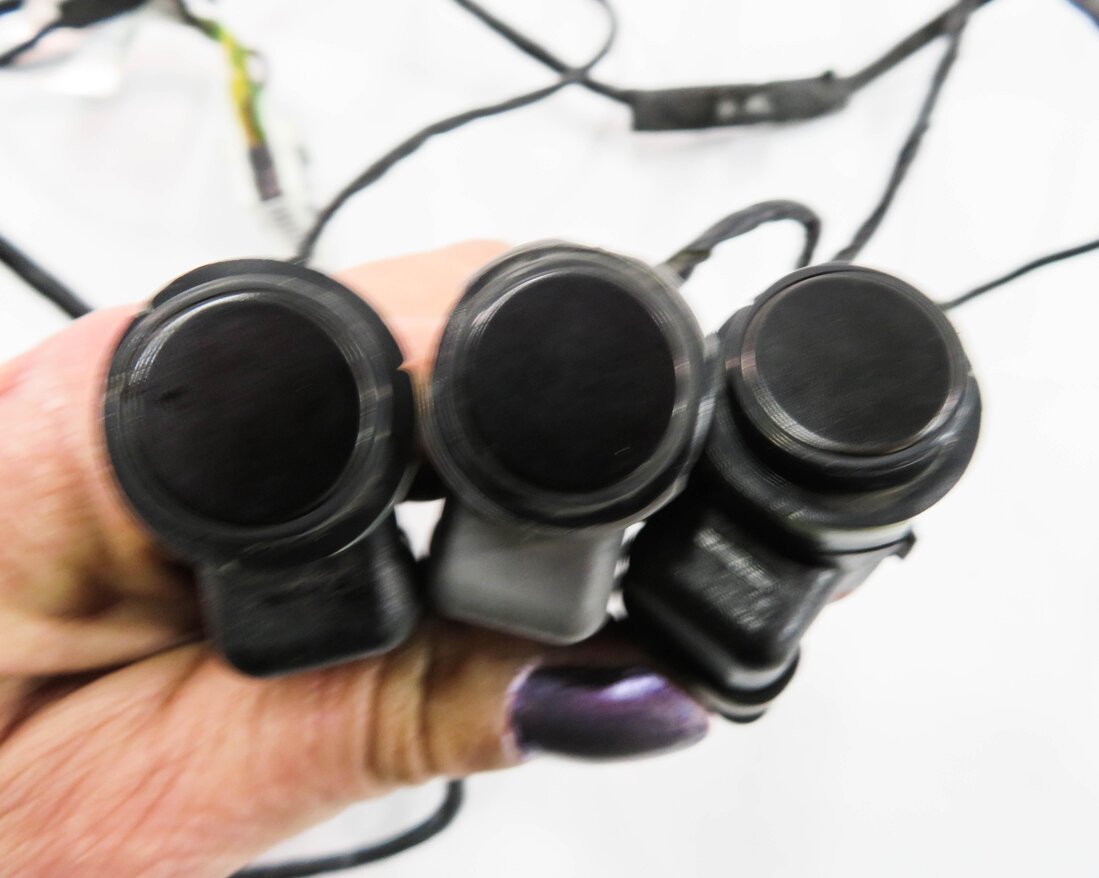 Thumbnail 9: 2007 BMW X5 (E70) REAR PDC PARK DISTANCE SENSOR SET w/ HARNESS (BLACK)