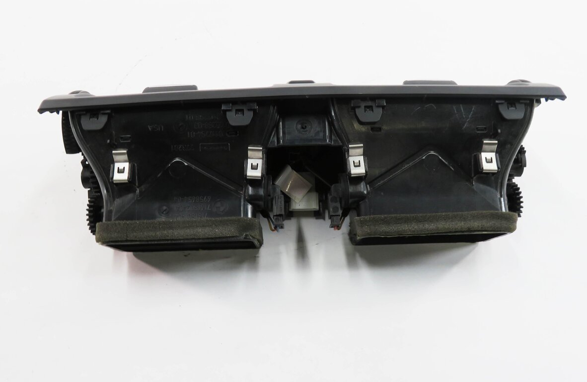 Thumbnail 5: 2007 BMW X5 (E70) CENTER DASH HEATER A/C AIR VENT w/ HAZARD & CENTRAL LOCK
