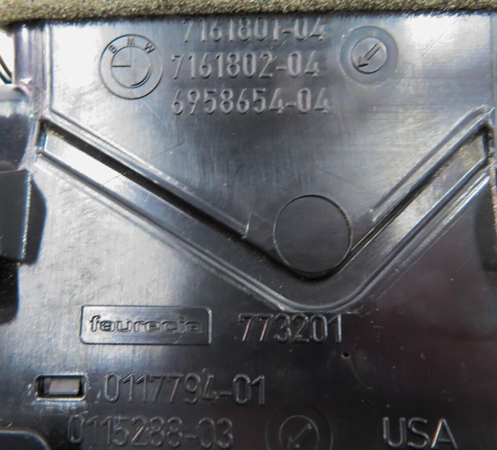 Thumbnail 8: 2007 BMW X5 (E70) CENTER DASH HEATER A/C AIR VENT w/ HAZARD & CENTRAL LOCK