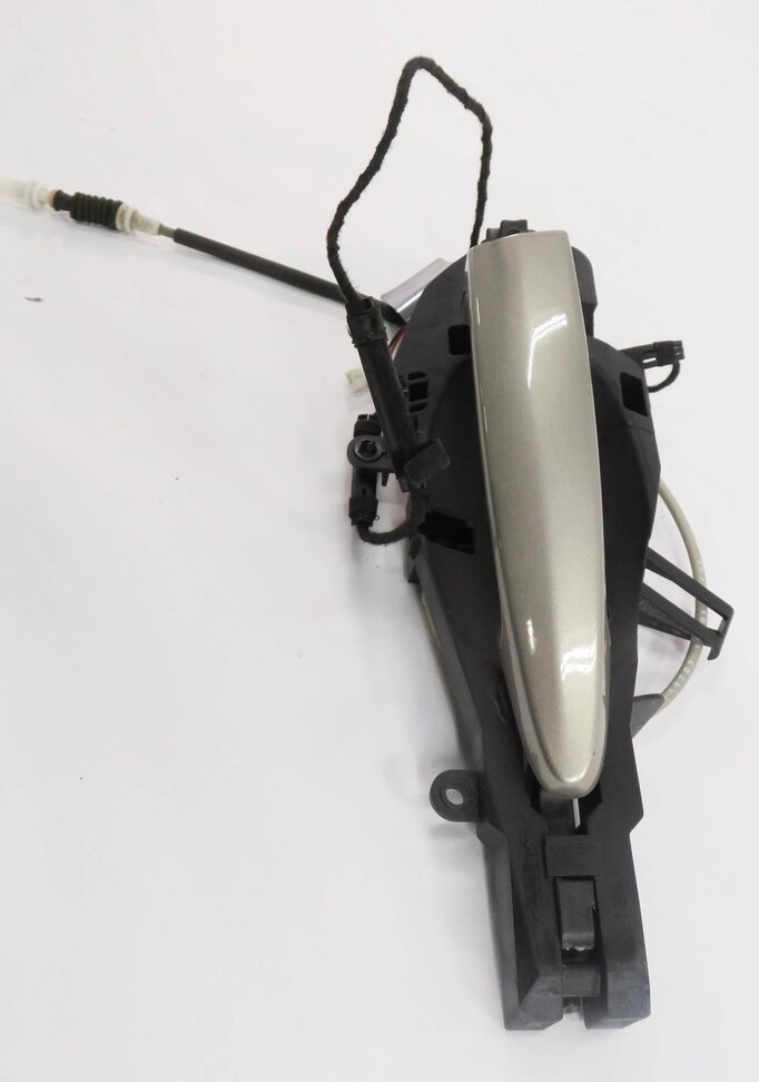 Thumbnail 3: 2007 BMW X5 (E70) RIGHT REAR COMFORT ACCESS DOOR HANDLE (PLATINUM BRONZE A53)