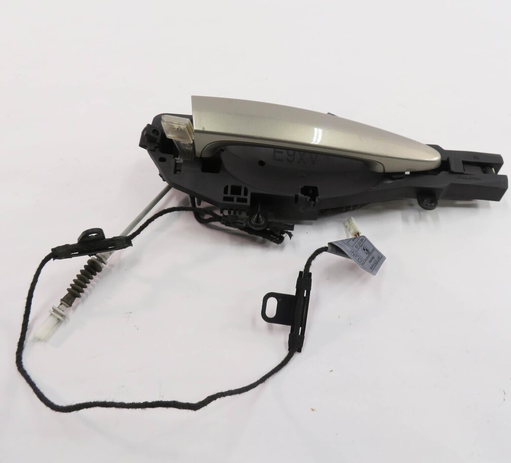Thumbnail 2: 2007 BMW X5 (E70) RIGHT FRONT PASSENGER COMFORT ACCESS DOOR HANDLE (BRONZE A53)