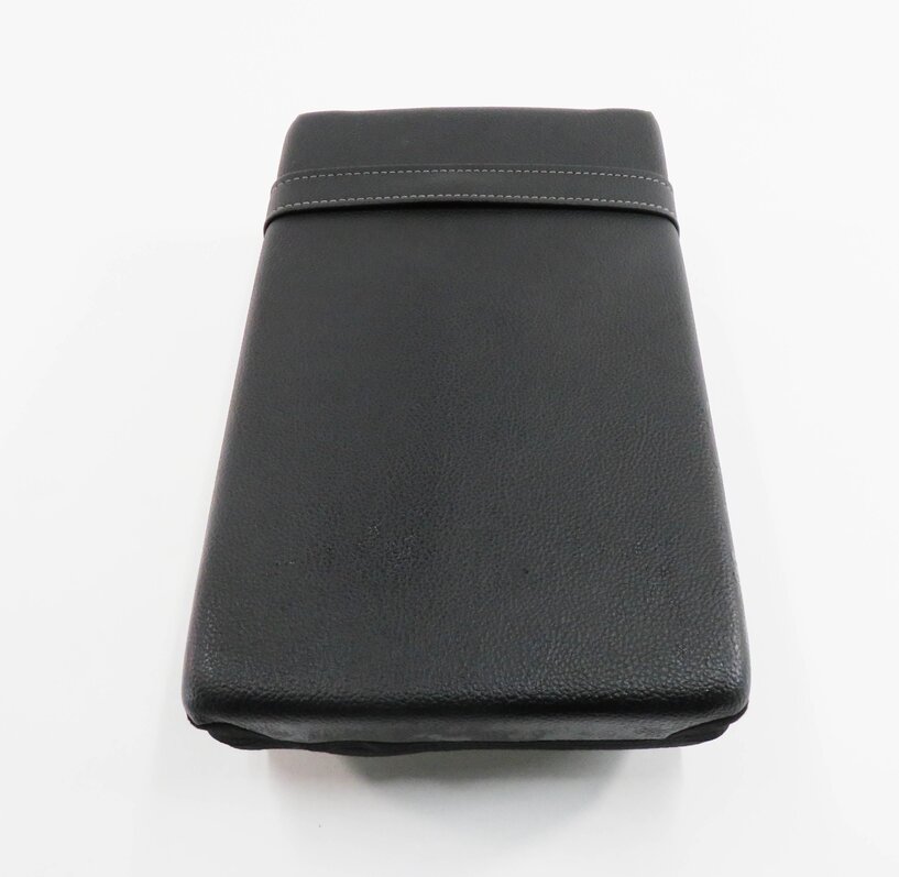 Thumbnail 6: 2014 MERCEDES ML350 (W166) REAR SEAT CENTER CONSOLE ARM REST CUP HOLDER (BLACK)