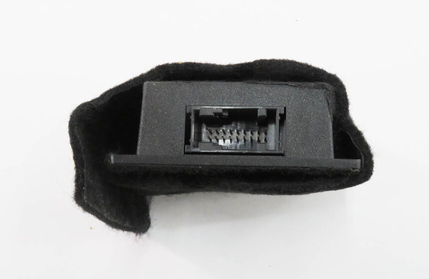 Thumbnail 2: 2014 MERCEDES ML350 (W166) LIGHTED RUNNING BOARD LIGHT CONTROL MODULE