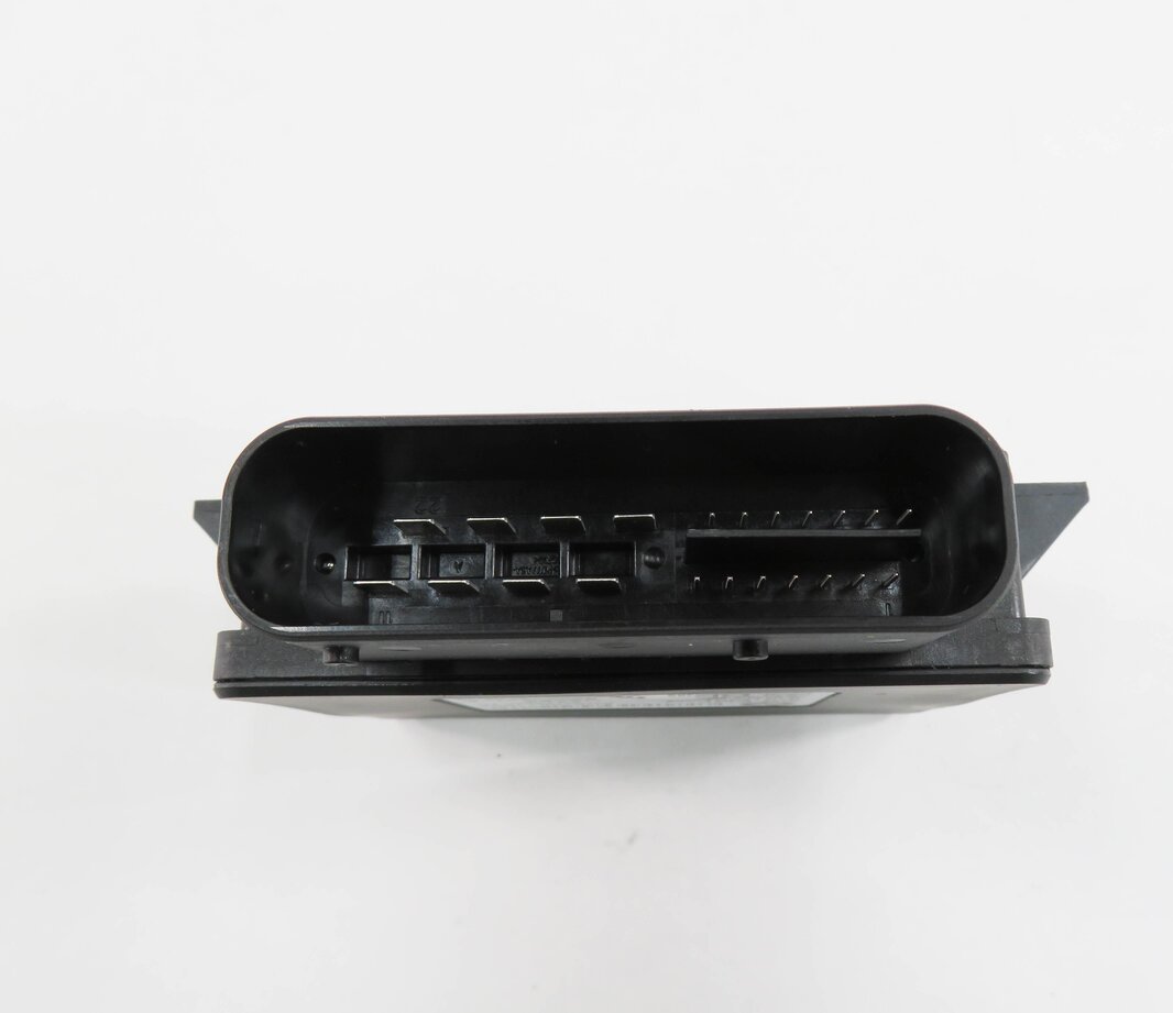 Thumbnail 6: 11-19 BMW 528i 535i 550i 640i 650i M5 M6 X3 X4 - PARKING BRAKE CONTROL MODULE