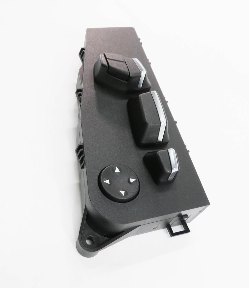 Thumbnail 4: 2011 BMW 550i (F10) LEFT FRONT DRIVER POWER SEAT ADJUSTMENT SWITCH BUTTON