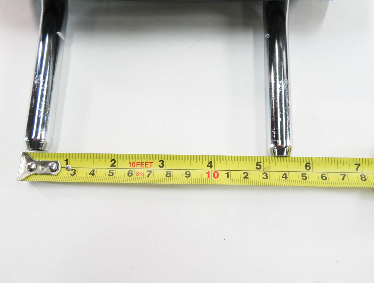 Thumbnail 11: 2011 BMW 550i (F10) REAR SEAT HEADREST SET-3 (BLACK DAKOTA LEATHER PLCSW)