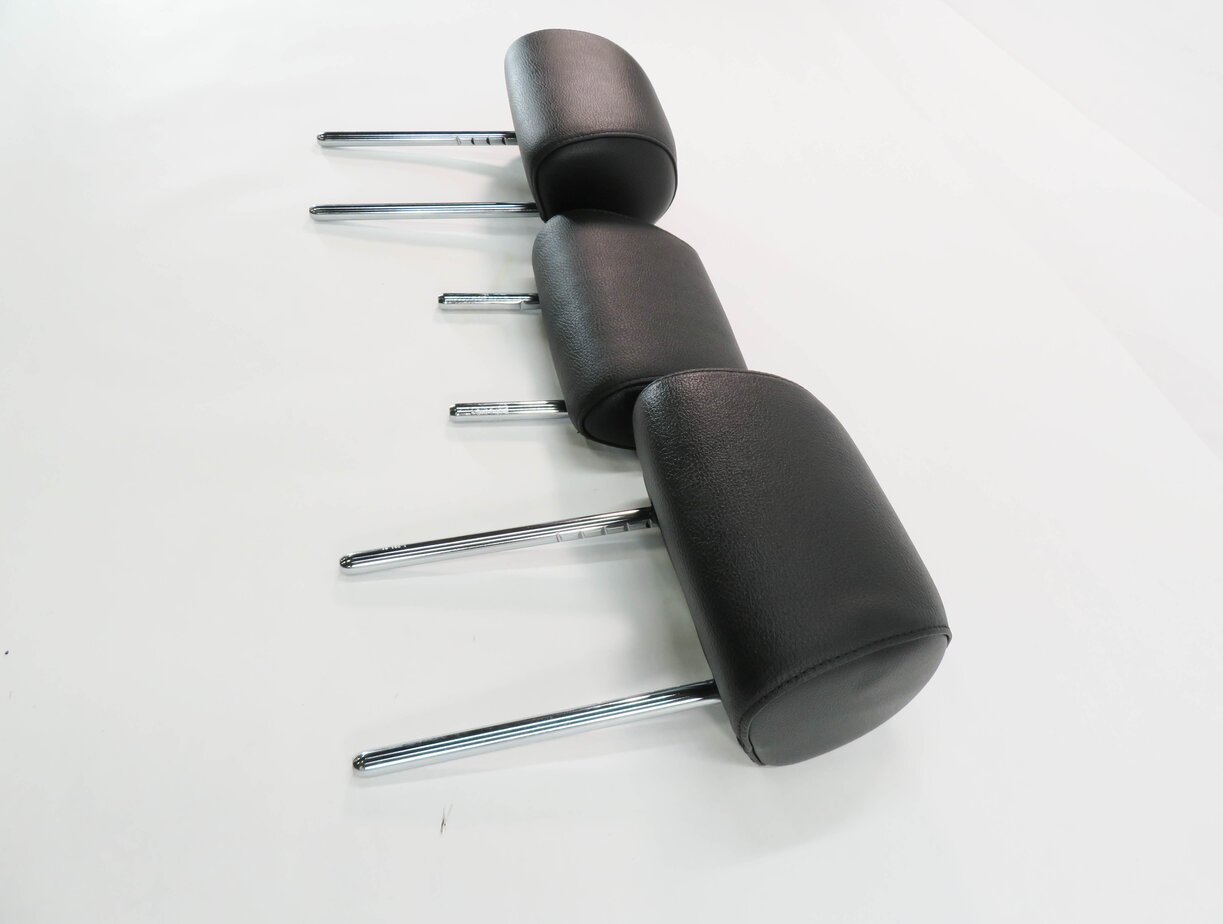 Thumbnail 3: 2011 BMW 550i (F10) REAR SEAT HEADREST SET-3 (BLACK DAKOTA LEATHER PLCSW)