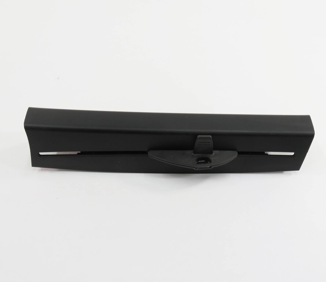 Thumbnail 2: 2011-2016 BMW 528i 535i 550i (F10) RIGHT REAR DOOR QUARTER VENT WINDOW SUNSHADE