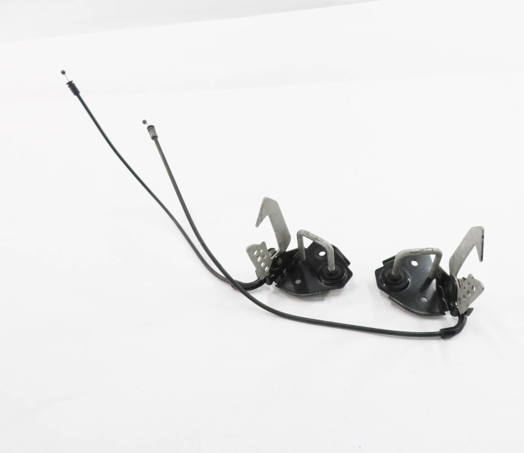 Thumbnail 2: 2011 BMW 550i (F10) FRONT LEFT & RIGHT UPPER HOOD LOCK LATCH SET-2