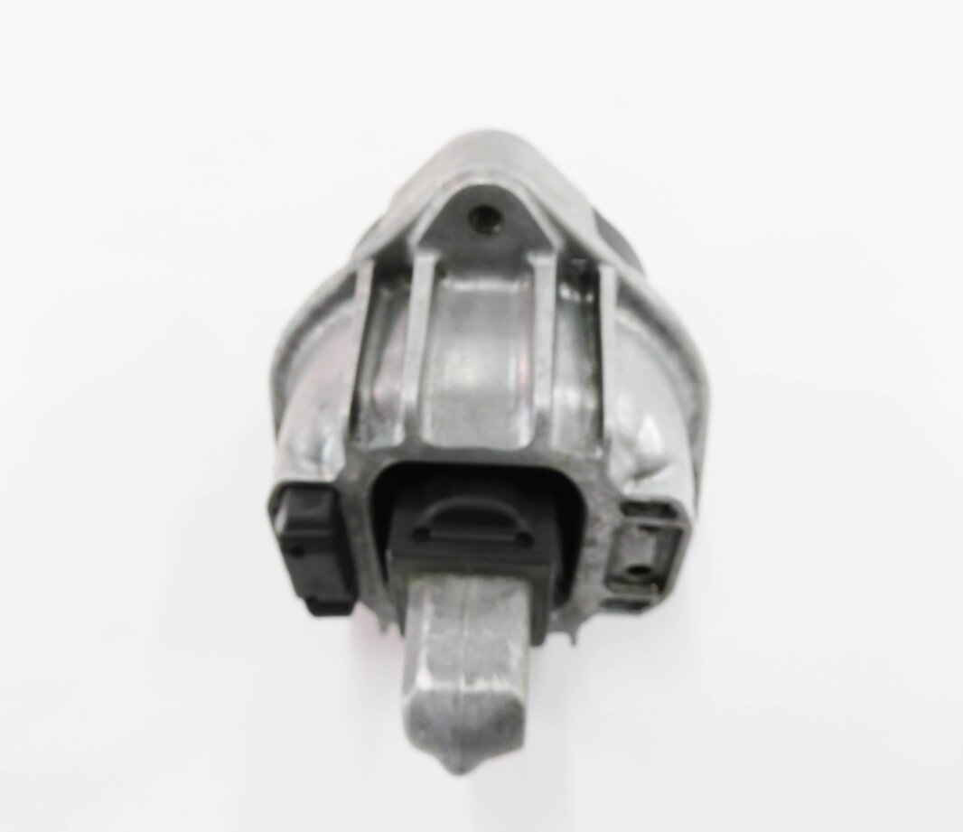 Thumbnail 6: 2011 BMW 550i (F10) 4.4L N63 TWIN TURBO ENGINE - RIGHT MOTOR MOUNT