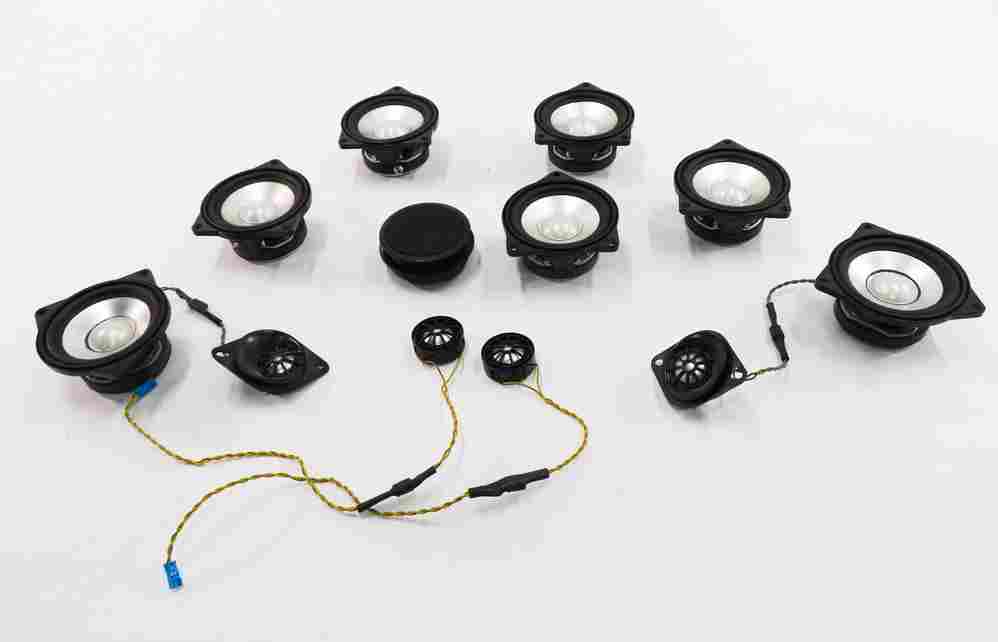 Thumbnail 2: 2006 BMW M5 ///M (E60) LOGIC 7 L7 TOP HiFi AUDIO TWEETER SPEAKER SET-12