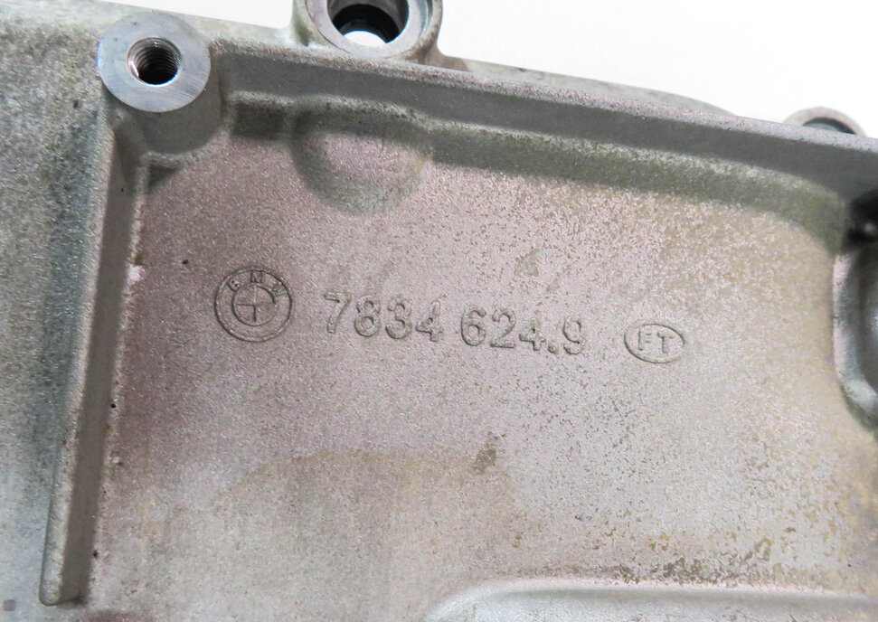 Thumbnail 9: 2006-2010 BMW M5 M6 ///M (E60 E63) 5.0L S85 V10 ENGINE - LEFT VALVE COVER