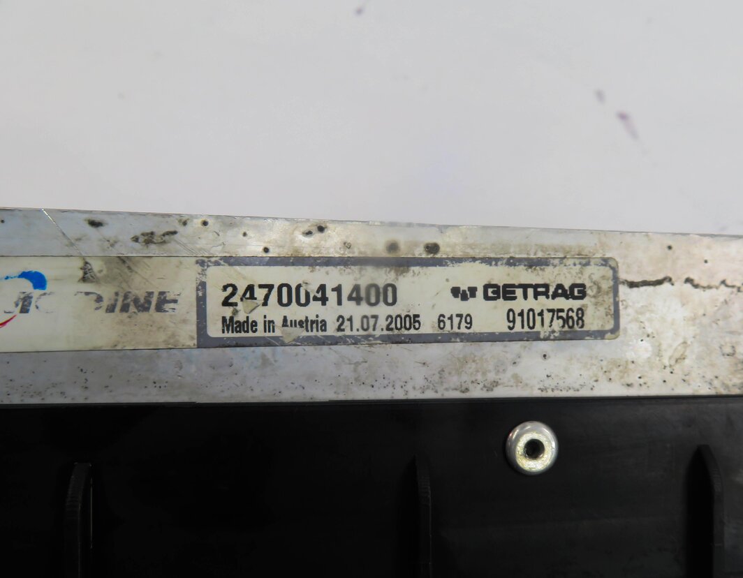 Thumbnail 7: 2006 BMW M5 ///M (E60) 5.0L V10 SMG TRANSMISSION OIL FLUID COOLER RADIATOR