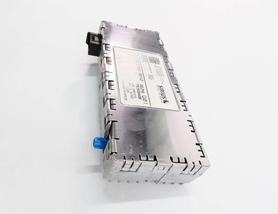 Thumbnail 3: 10-16 MERCEDES C250 C300 C350 E350 E550 GLK350 ML350 - SIRIUS SATELLITE RECEIVER