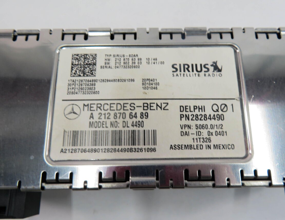 Thumbnail 6: 10-16 MERCEDES C250 C300 C350 E350 E550 GLK350 ML350 - SIRIUS SATELLITE RECEIVER