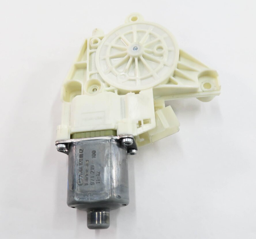 Thumbnail 2: 08-16 MERCEDES C250 C300 C350 C63 E350 E500 E550 E63 - LEFT FRONT WINDOW MOTOR