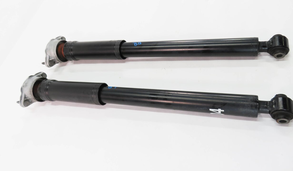 Thumbnail 4: 2012 MERCEDES C350 (C204) COUPE - REAR SPORT SUSPENSION SHOCK STRUT SET
