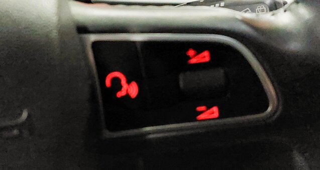 Thumbnail 3: 2010 AUDI A4 (B8 8K) STEERING RADIO PHONE MODE SWITCH BUTTON SET-2