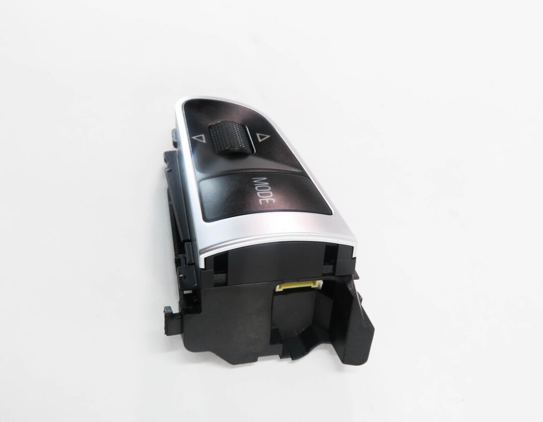Thumbnail 9: 2010 AUDI A4 (B8 8K) STEERING RADIO PHONE MODE SWITCH BUTTON SET-2