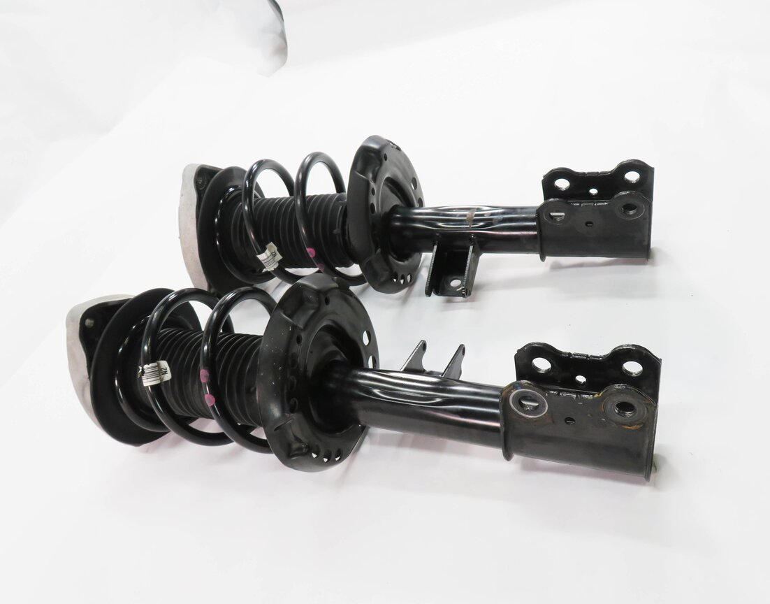 Thumbnail 4: 14-19 MERCEDES CLA250 (C117) FRONT SUSPENSION SHOCK STRUT SET-2 (SPORT PACKAGE)