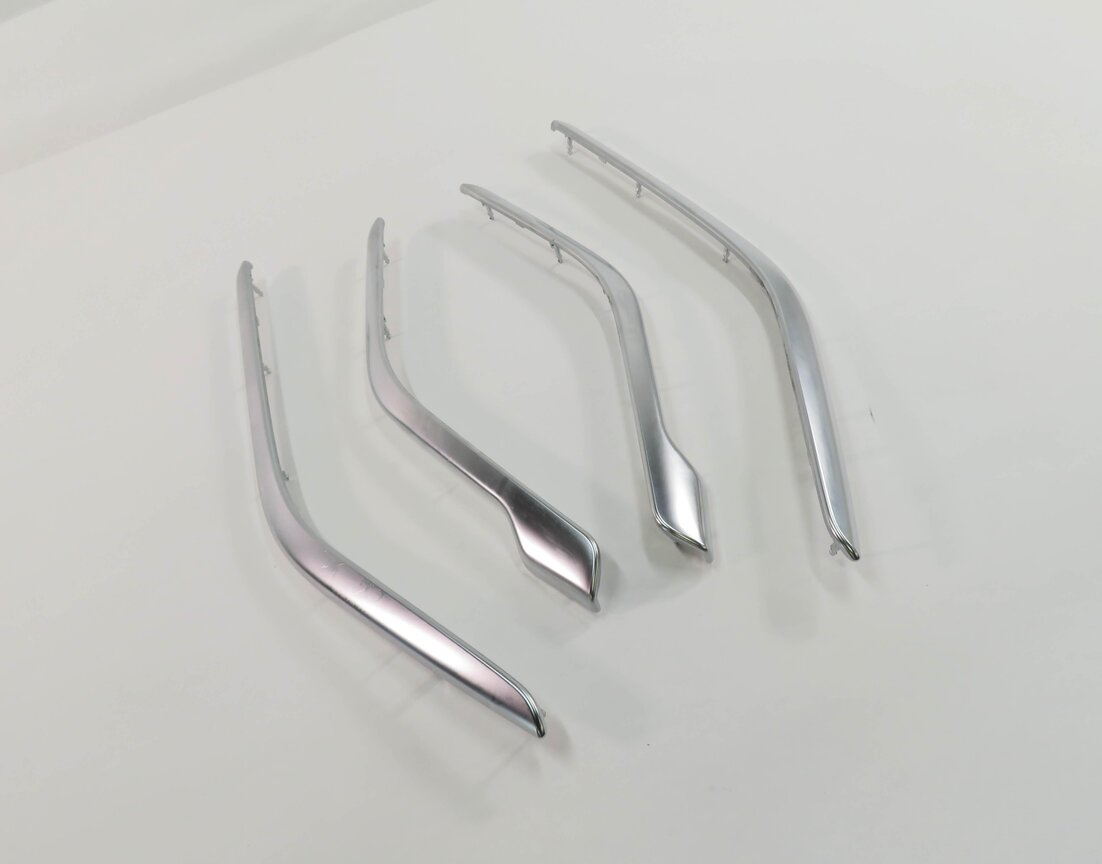 2014 MERCEDES BENZ CLA250 (C117) FRONT & REAR DOOR PANEL TRIM STRIP SET (SILVER)