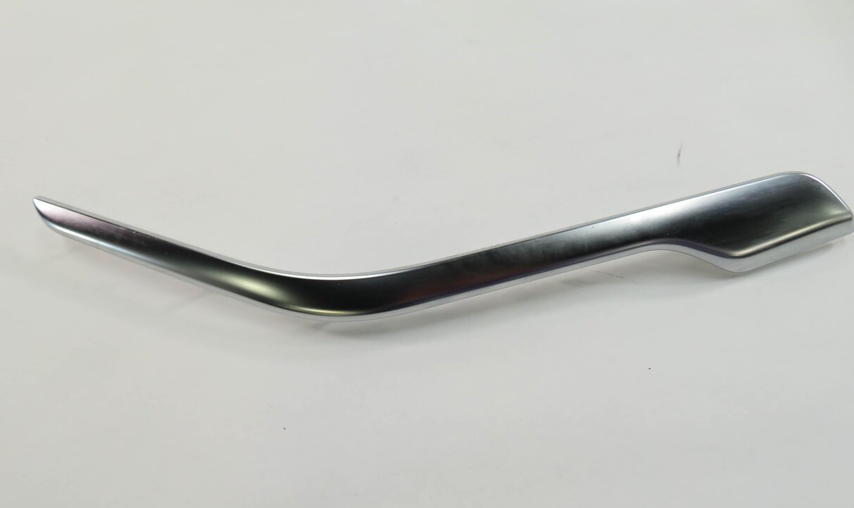 Thumbnail 11: 2014 MERCEDES BENZ CLA250 (C117) FRONT & REAR DOOR PANEL TRIM STRIP SET (SILVER)
