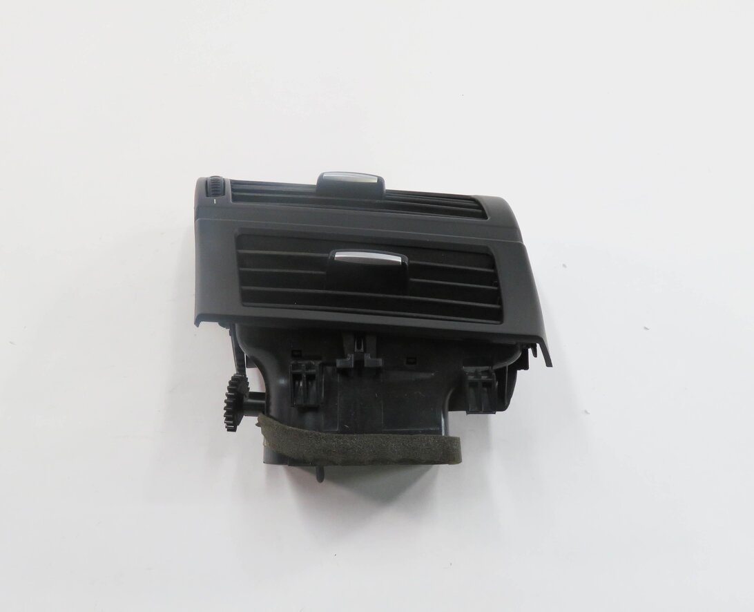 Thumbnail 5: 2007 BMW X5 (E70) LEFT FRONT DRIVER DASH HEATER A/C AIR VENT