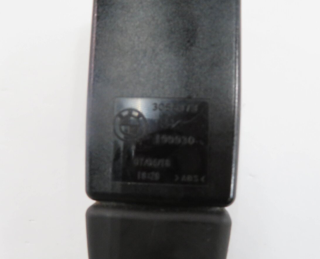 Thumbnail 7: 07-14 BMW X5 X5M X6 X6M (E70 E71) RIGHT FRONT PASSENGER SEATBELT BUCKLE RECEIVER