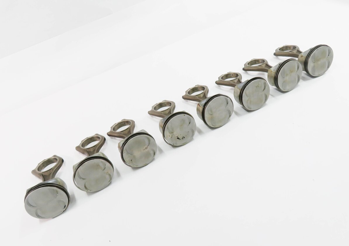 2004-2010 BMW 550i 650i 750i X5 (E60 E65 E66 E70) 4.8L V8 ENGINE PISTON SET