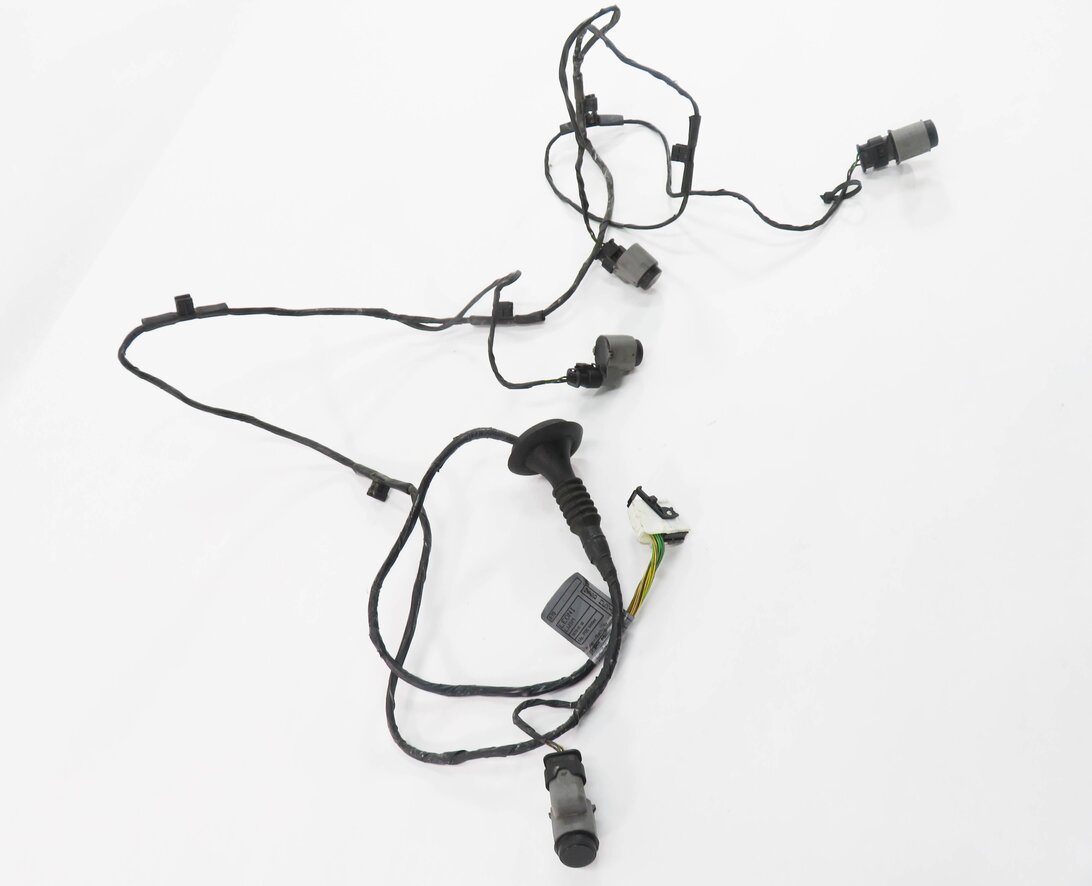 Thumbnail 3: 2007 BMW X5 (E70) REAR PDC PARK DISTANCE SENSOR SET w/ HARNESS (BLACK)