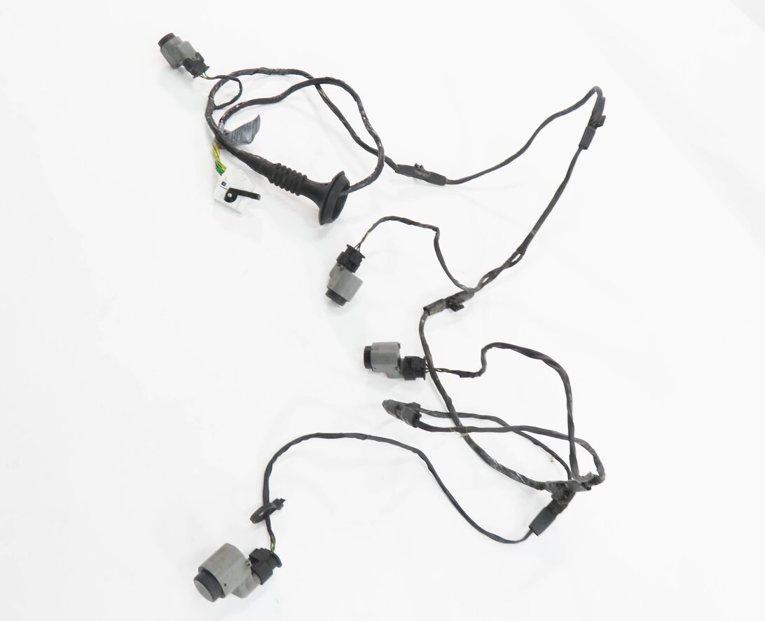 Thumbnail 4: 2007 BMW X5 (E70) REAR PDC PARK DISTANCE SENSOR SET w/ HARNESS (BLACK)