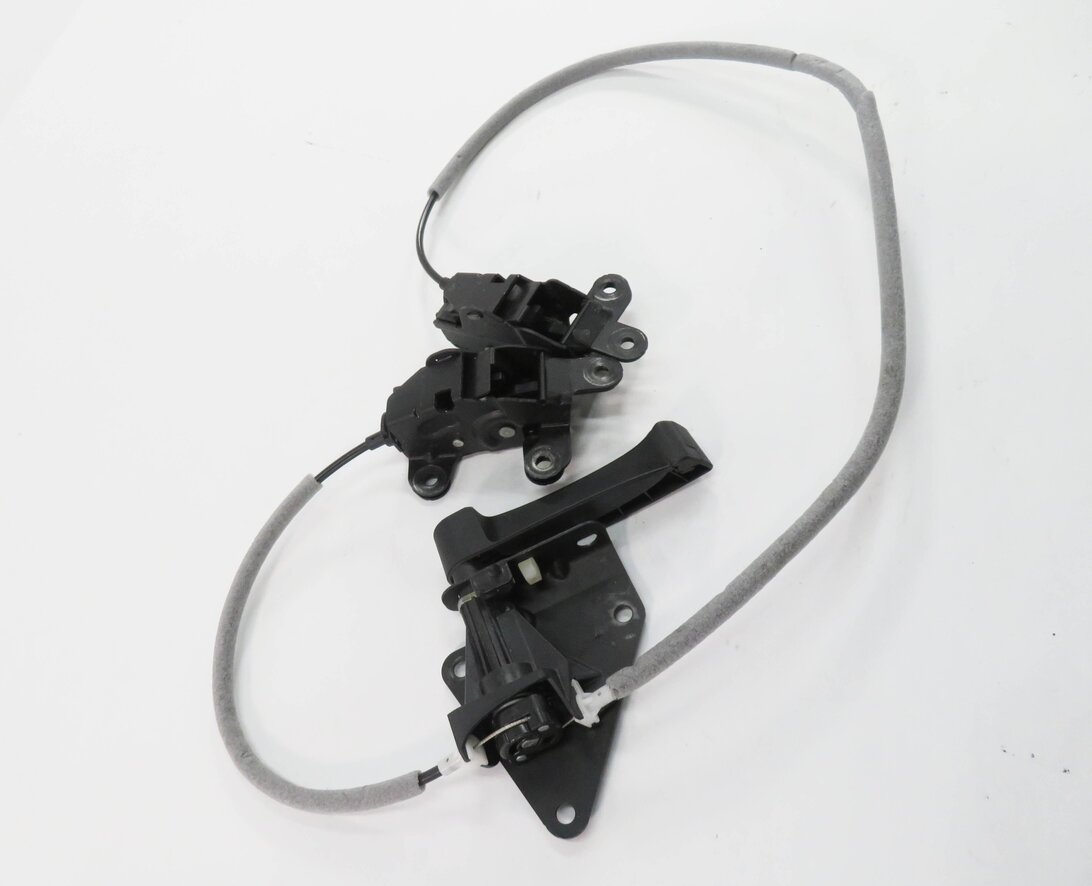 Thumbnail 3: 2007 BMW X5 (E70) REAR TRUNK TAILGATE RELEASE LATCH SET w/ CABLE