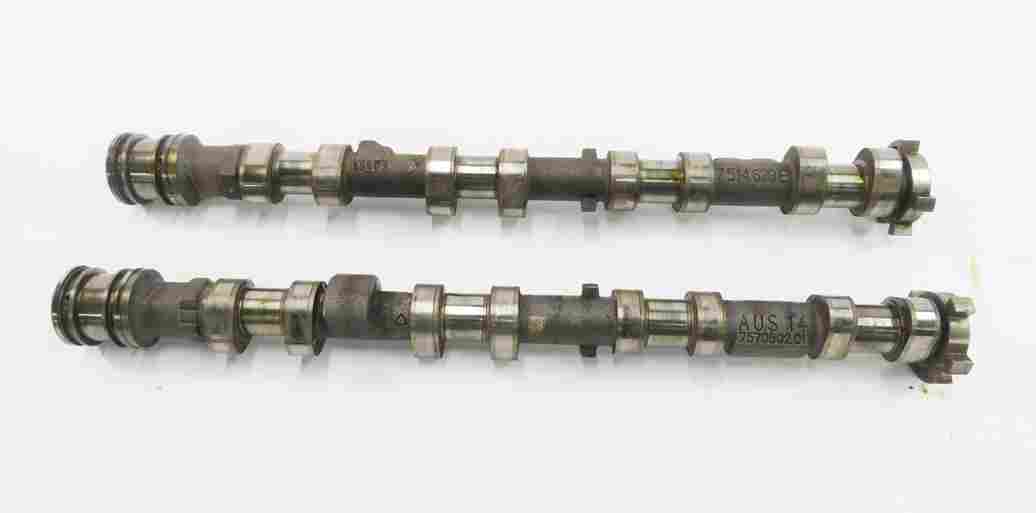 Thumbnail 5: 07-10 BMW X5 (E70) 4.8L N62 V8 - RIGHT ENGINE INTAKE & EXHAUST CAMSHAFT SET