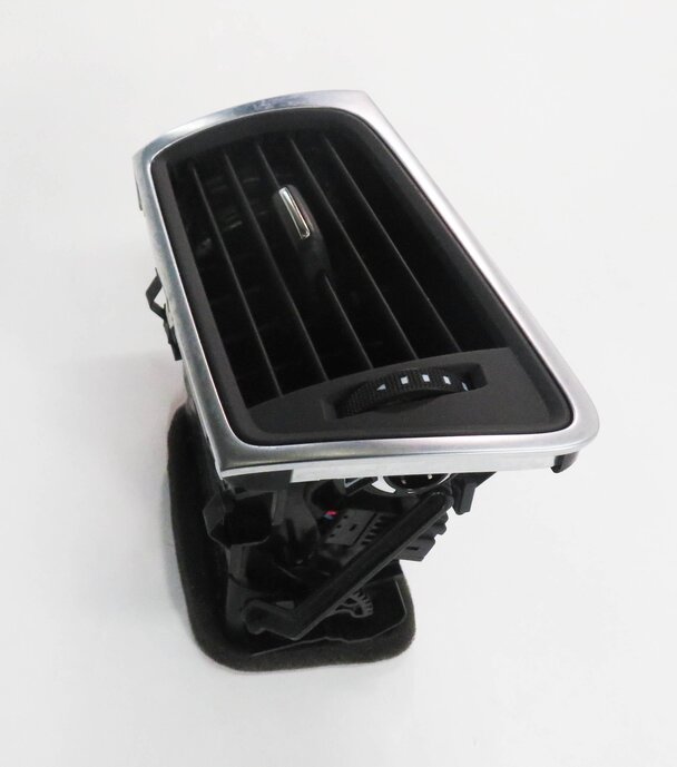 Thumbnail 3: 2013 AUDI A7 (C7 4G8) RIGHT FRONT PASSENGER DASH HEATER A/C AIR VENT