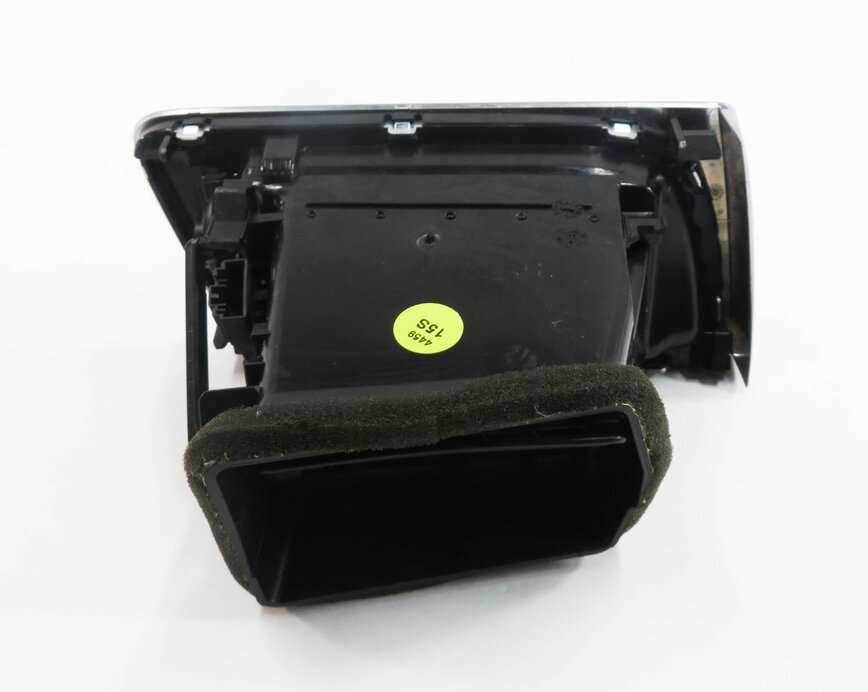 Thumbnail 6: 2013 AUDI A7 (C7 4G8) RIGHT FRONT PASSENGER DASH HEATER A/C AIR VENT