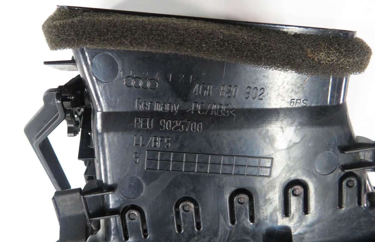 Thumbnail 8: 2013 AUDI A7 (C7 4G8) RIGHT FRONT PASSENGER DASH HEATER A/C AIR VENT
