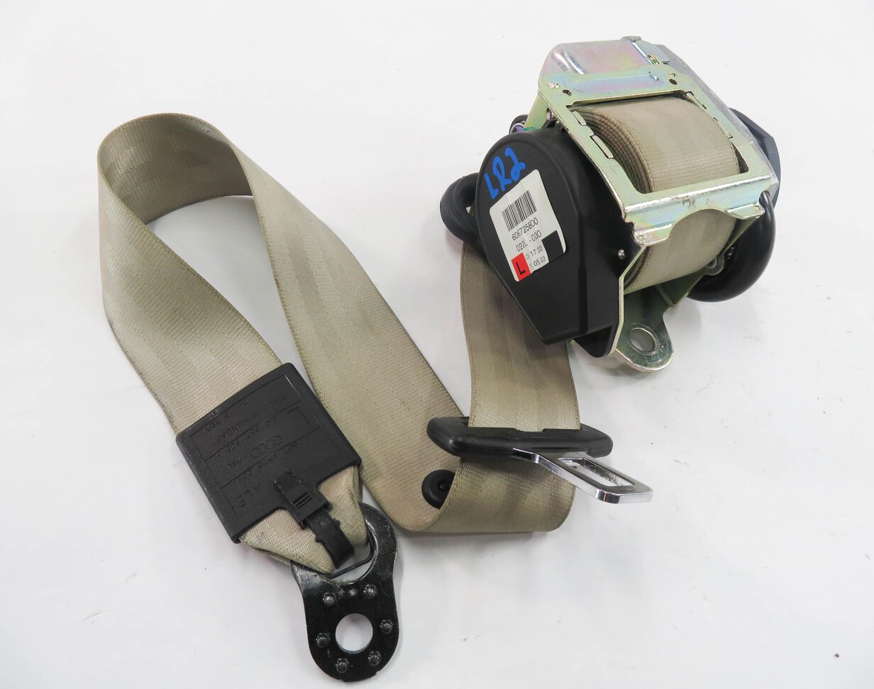 2011 AUDI Q7 (4L) REAR 2nd SECOND ROW SEAT - LEFT SEATBELT RETRACTOR (BEIGE)