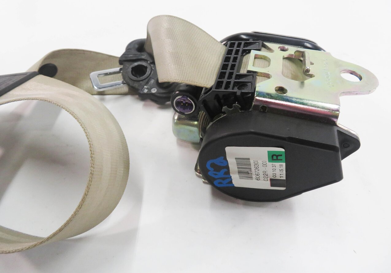 Thumbnail 5: 2011 AUDI Q7 (4L) REAR 2nd SECOND ROW SEAT - RIGHT SEATBELT RETRACTOR (BEIGE)