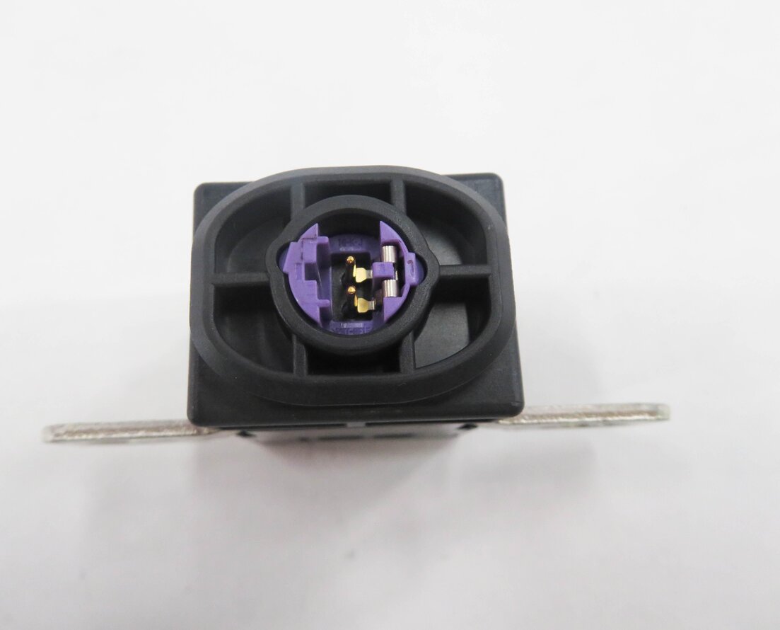 Thumbnail 6: 2011 AUDI Q7 (4L) BATTERY OVERLOAD PROTECTION SWITCH