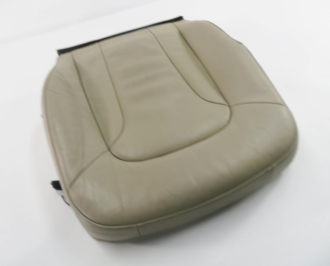 2011 AUDI Q7 (4L) RIGHT FRONT PASSENGER LOWER BOTTOM HEATED SEAT CUSHION (BEIGE)