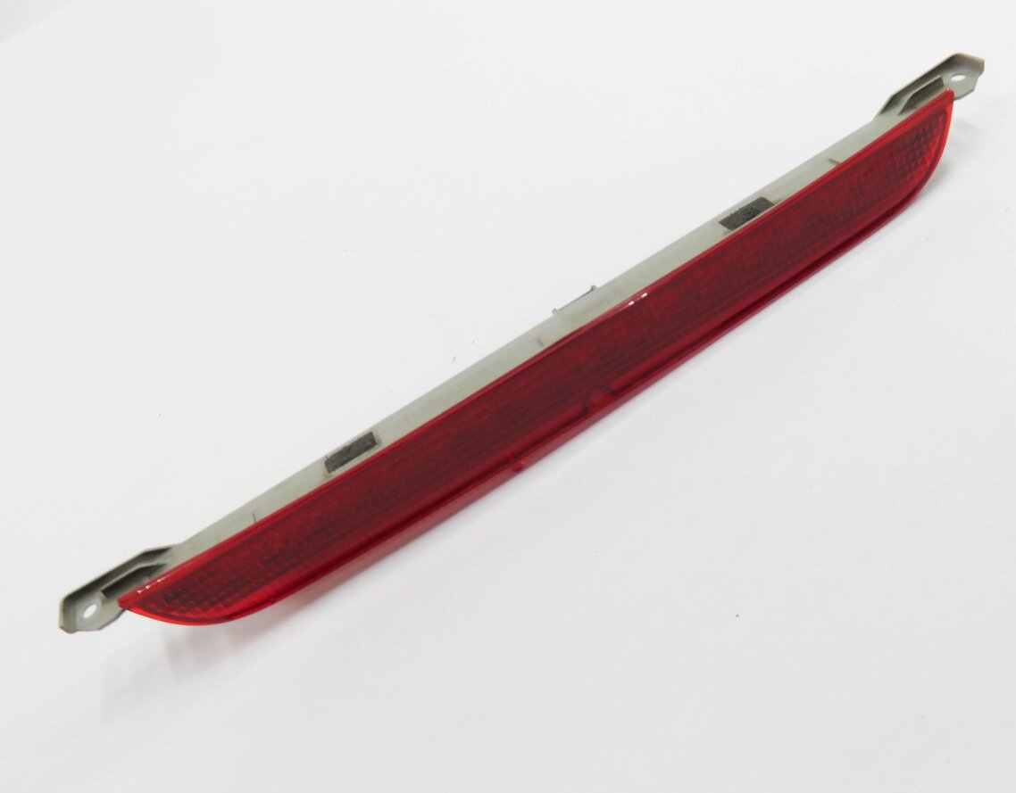 2009 BMW X5 (E70) REAR 3rd THIRD BRAKE LIGHT STOP SIGNAL LIGHT LAMP