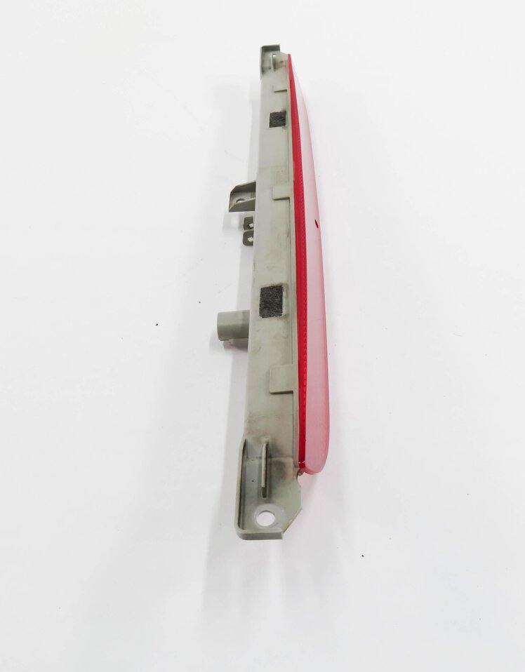 Thumbnail 4: 2009 BMW X5 (E70) REAR 3rd THIRD BRAKE LIGHT STOP SIGNAL LIGHT LAMP