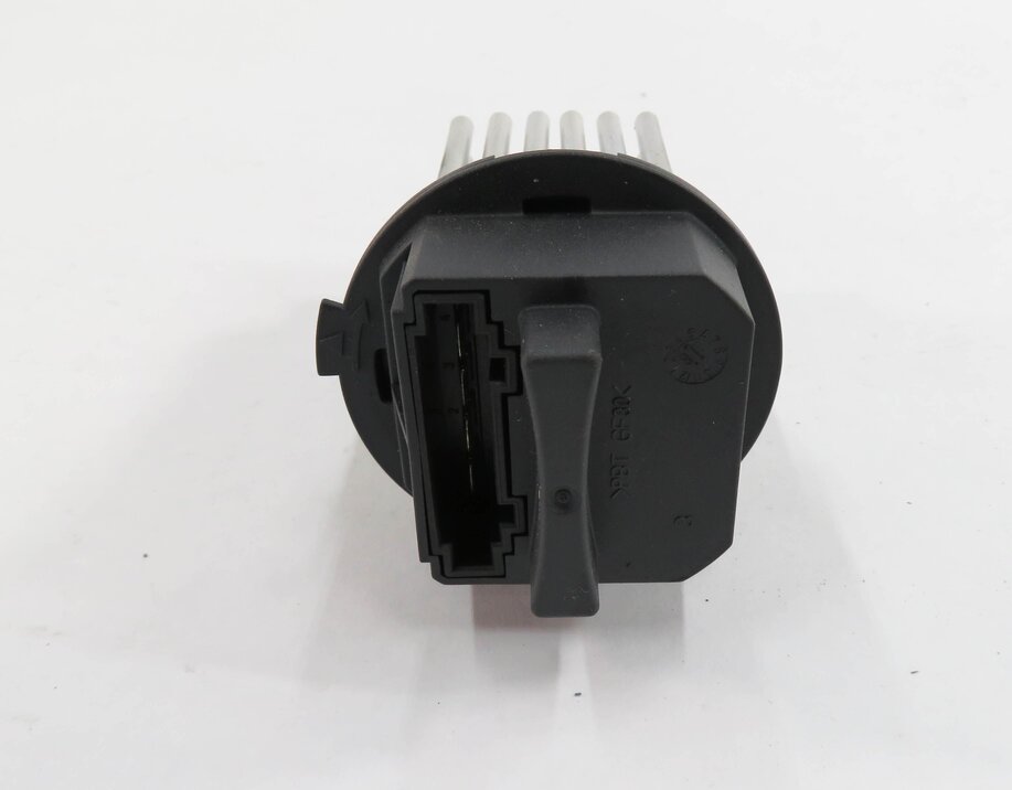 Thumbnail 5: 2009 BMW X5 (E70) REAR HEATER A/C BLOWER FAN MOTOR SPEED RESISTOR
