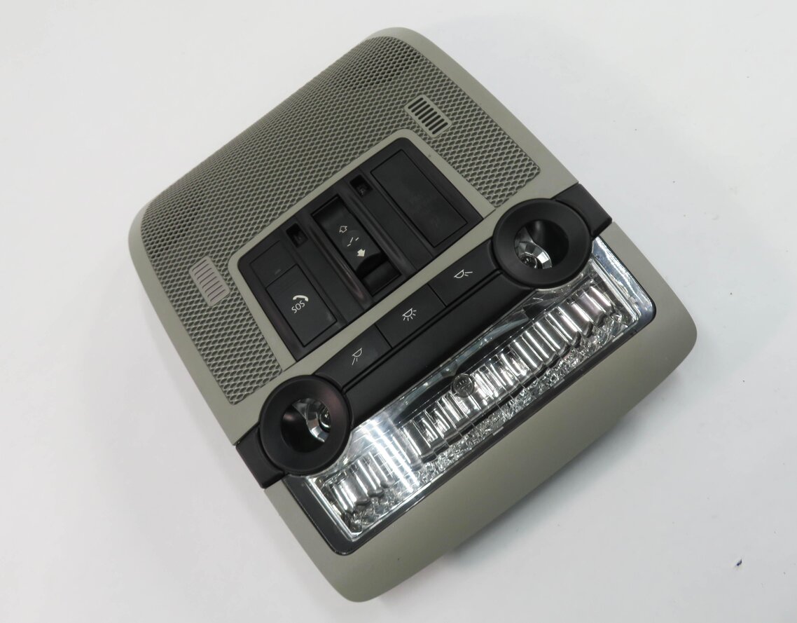 2009 BMW X5 (E70) FRONT DOME LIGHT MAP READING COURTESY LIGHT LAMP (GRAY)