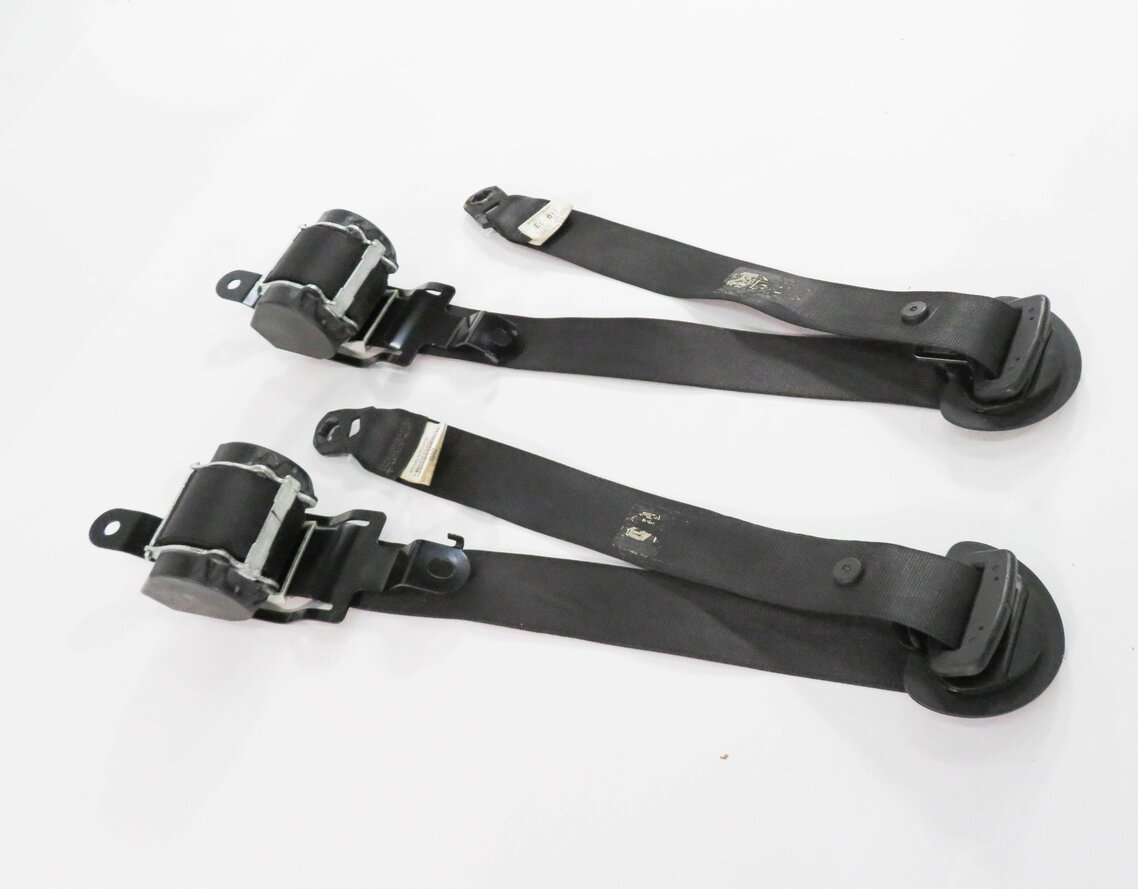Thumbnail 3: 2009 BMW X5 (E70) L&R REAR 2nd SECOND ROW SEAT SEATBELT RETRACTOR SET (BLACK)