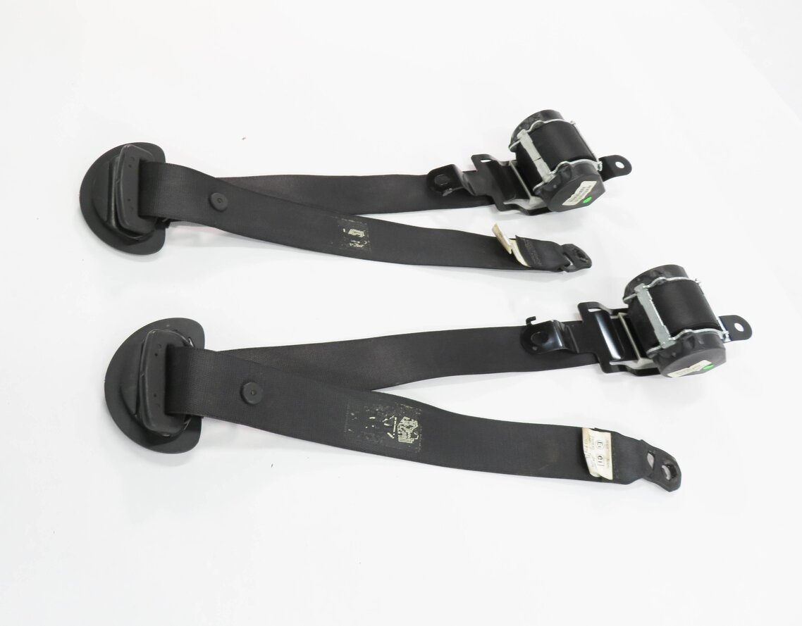 Thumbnail 4: 2009 BMW X5 (E70) L&R REAR 2nd SECOND ROW SEAT SEATBELT RETRACTOR SET (BLACK)