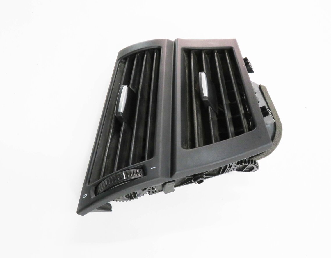 Thumbnail 4: 2009 BMW X5 (E70) LEFT FRONT DRIVER DASH HEATER A/C AIR VENT