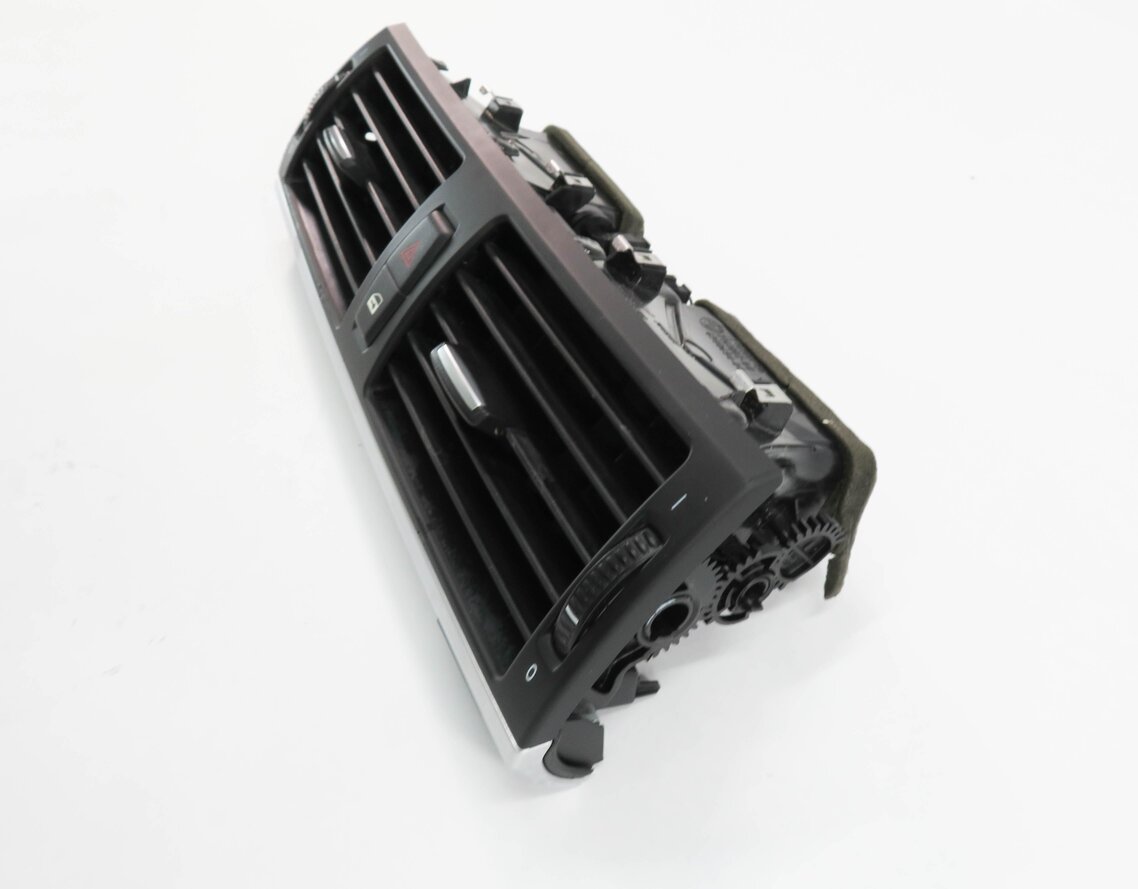 Thumbnail 4: 2009 BMW X5 (E70) CENTER DASH HEATER A/C AIR VENT w/ HAZARD & LOCK SWITCH