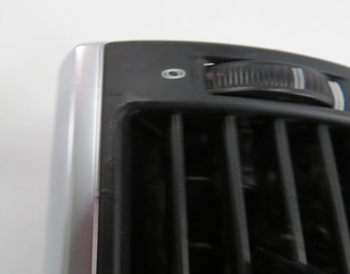 Thumbnail 9: 2009 BMW X5 (E70) CENTER DASH HEATER A/C AIR VENT w/ HAZARD & LOCK SWITCH
