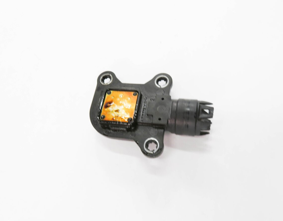 Thumbnail 3: 2009 BMW X5 (E70) 3.0L N52 ENGINE - ECCENTRIC CAM CAMSHAFT POSITION SENSOR